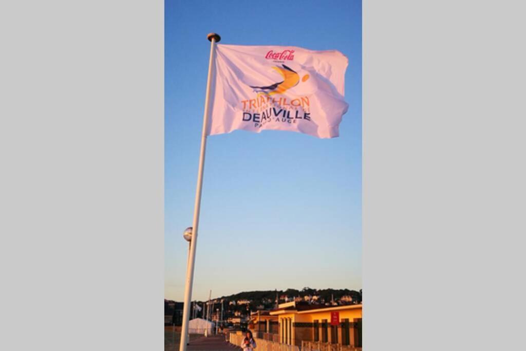 Nid Douillet à Bagatelle Deauville Exterior foto